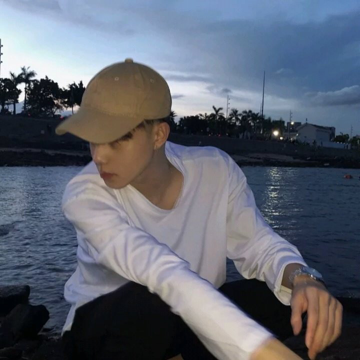 温柔小众男生头像