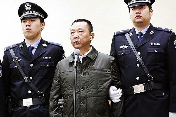 2013年3月20日,劉漢因為包庇和窩藏罪被警方抓獲.