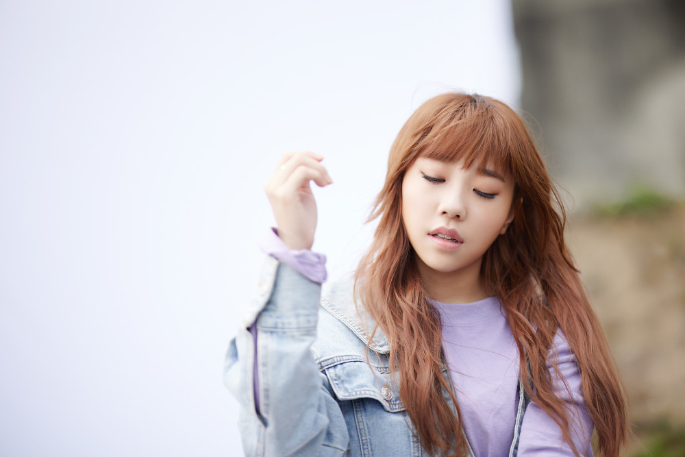 "最狂新人"艾薇〈请离开我〉mv首播 勇敢爬出人生低谷