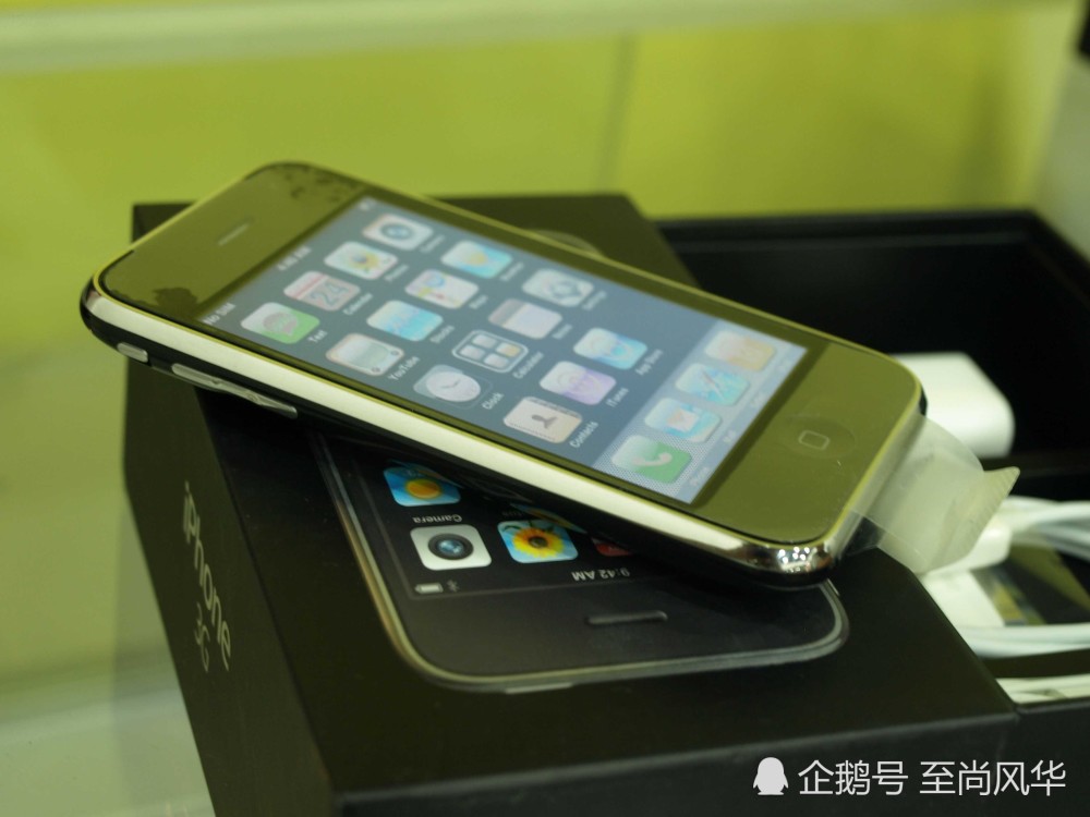 功能强大,外观漂亮,这些优势就足以在市场竞争再中击败盗版的山寨手机