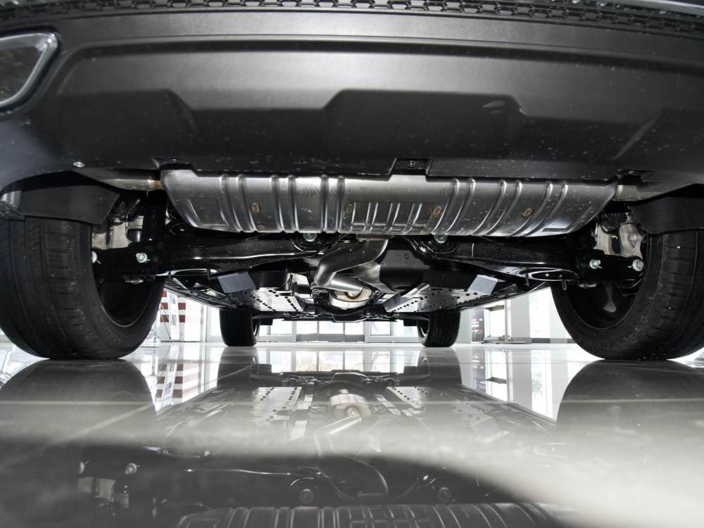 尺寸不输汉兰达,现在自主suv这么实惠吗?带你看奔腾t99