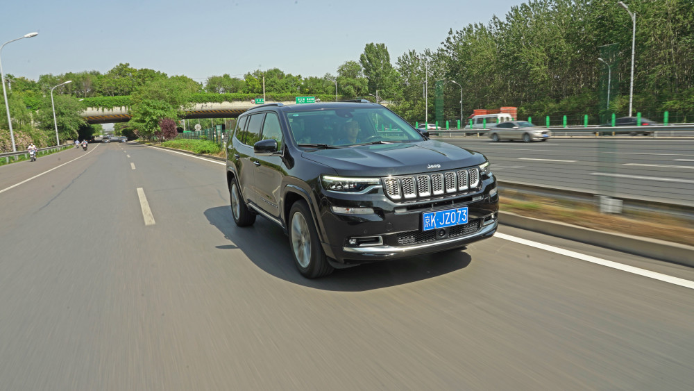 情怀落地的不二之选试驾2020款jeep大指挥官