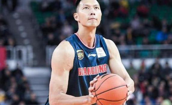 球员工资排行_中国男篮球员最高年薪排名