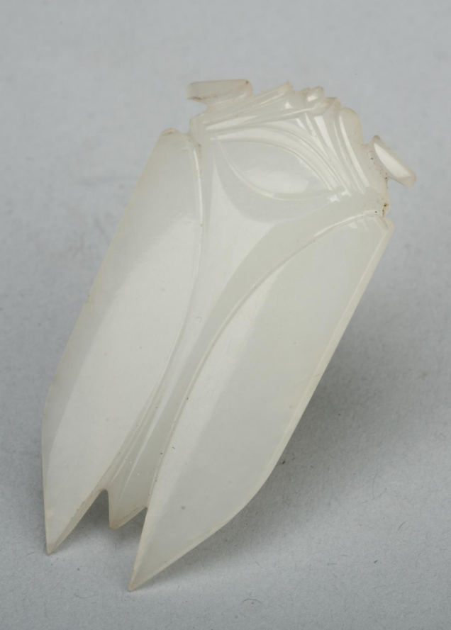 苏韵珍藏重生的希冀西汉蝉形白玉琀