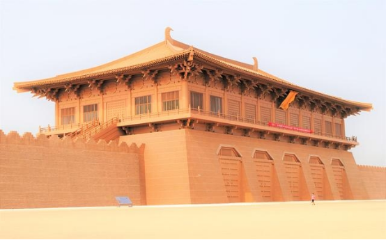 唐代大明宫始建于贞观八年,本是唐太宗为唐高祖李渊建造,大明宫面积