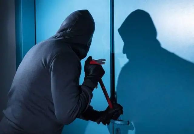 5月28日新闻67抚宁连续破获两起入室盗窃案67