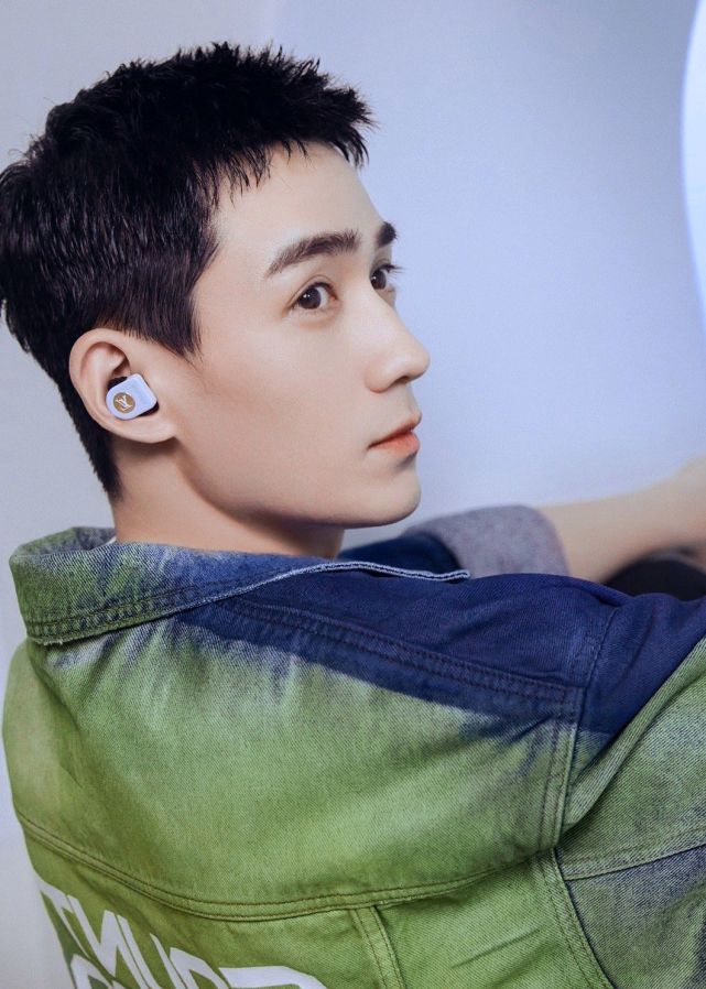 朱一龙 自毁形象 演市井人物 人生大事 海报多处细节有深意 人生大事 莫三鼻 武小文 朱一龙