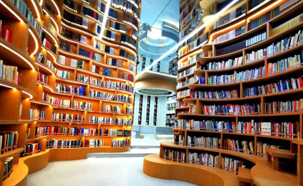 新开放的城市书房位于乐清市图书馆西侧,内饰环境舒适,典雅,书香气息
