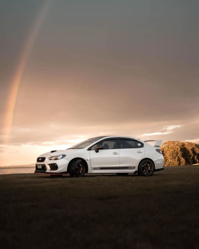 斯巴鲁翼豹sti 11代