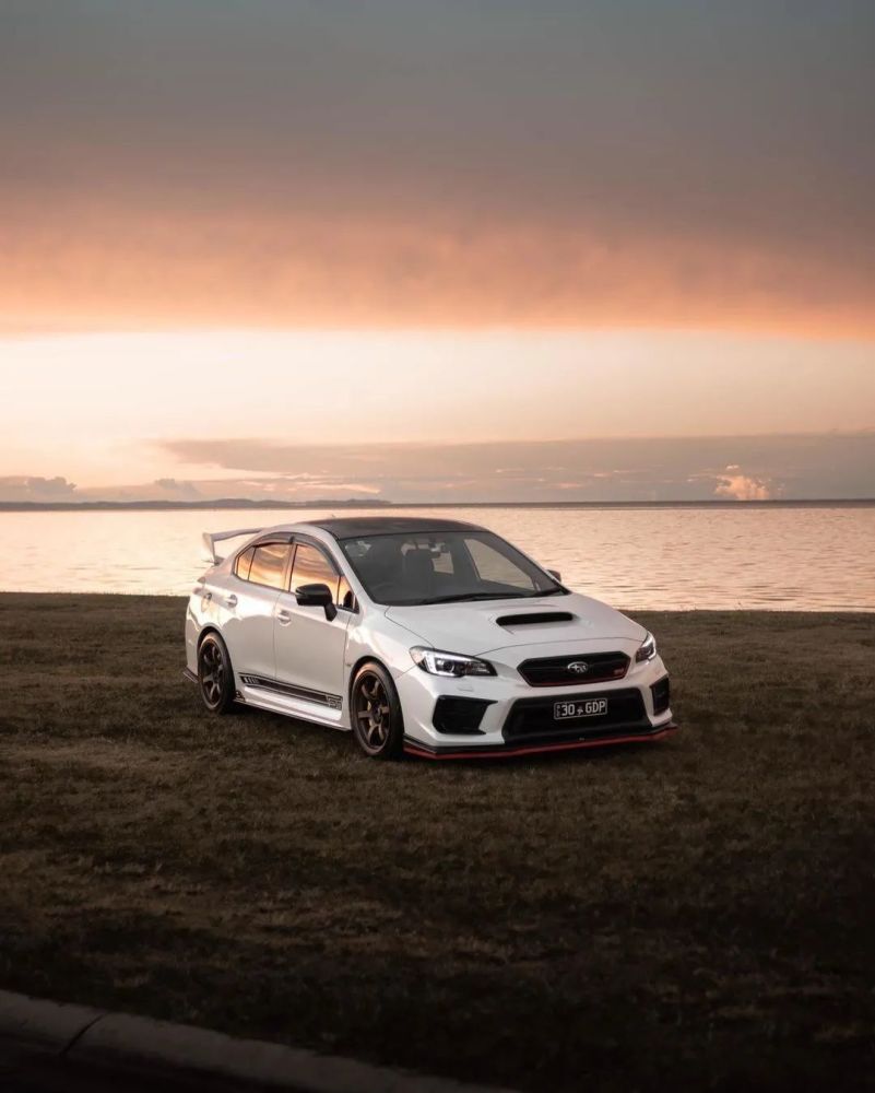 斯巴鲁翼豹sti 11代