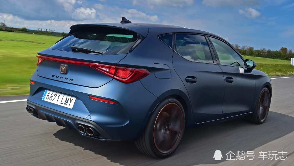 全新一代西雅特cupra leon掀背车:高尔夫的同胞小钢炮