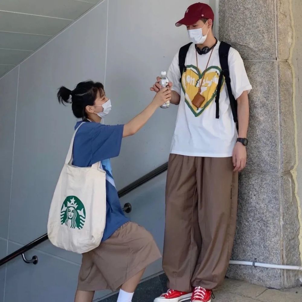 ins风复古港风情头情侣头像