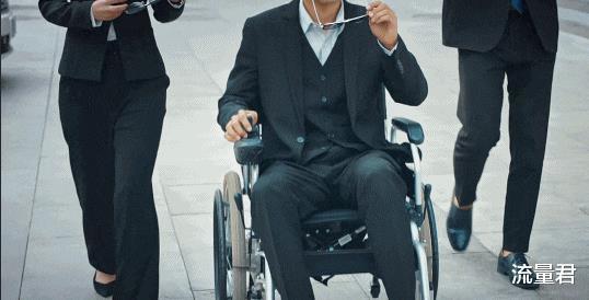 非常保镖 ★★★★ 导演邢东东,主演邵庄,安宁和大牛.