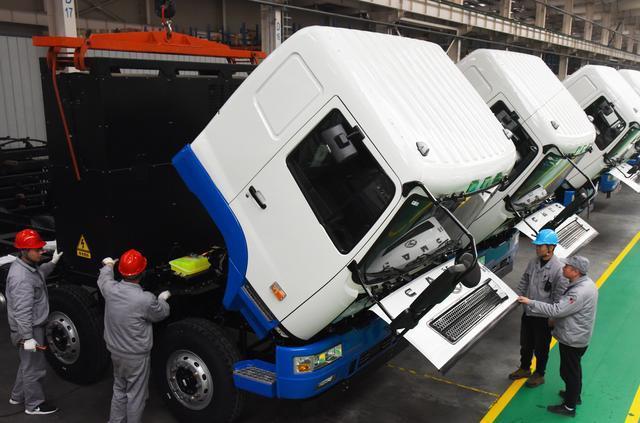 全球卡车品牌排行_世界奢侈品排名的C位,非路易十三莫属(2)