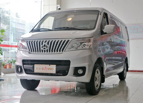 长安睿行m80高效的装载空间搭配超高的承载成为每个人致富路上的好