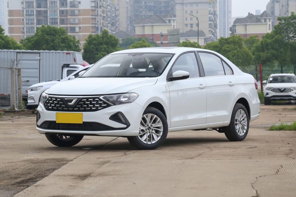 7萬就能落地的純正德系車 Va3一箱油能跑800km 皮實耐用又省油 中國熱點