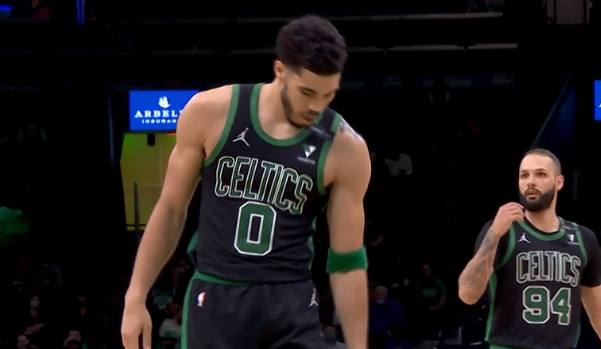 凯尔特人 NBA东部或大变！对手这巨星一人30中16掀翻篮网，若2-2有望黑七？