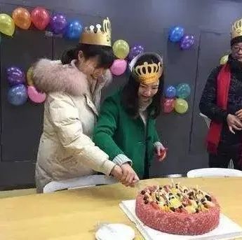 李玫瑾孩子生日需要次次過嗎這三個生日必須過給孩子儀式感