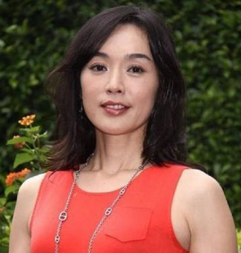 陈威陶出轨闺蜜,王静莹嫁豪门怀孕9个月被家暴7次,如今形单影只