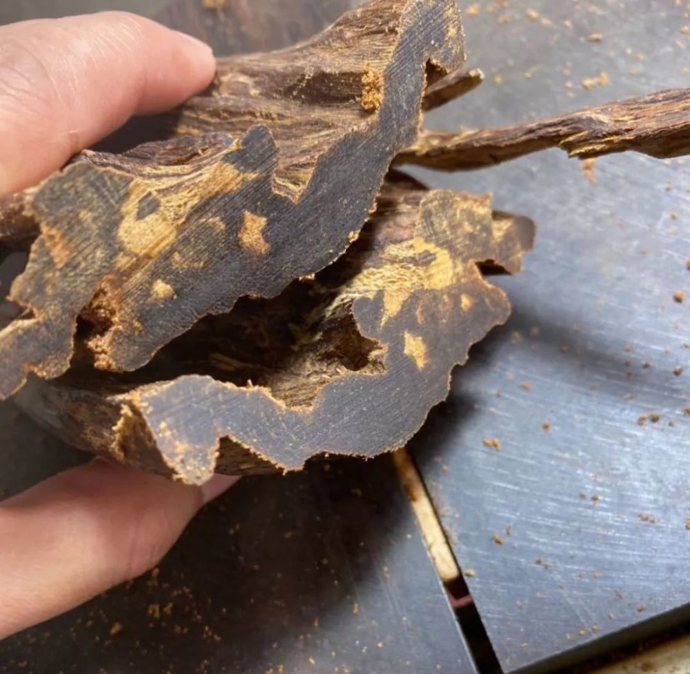 奇楠与沉香价值相差巨大的原因?_腾讯新闻