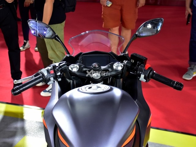 qjmotor赛250跑车正式上市售19999元