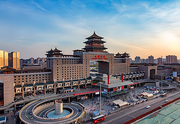 回顾北京西站干尸案19岁少女神秘失踪6年后已经成为了干尸