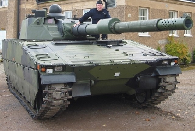 瑞典cv90120轻型坦克步战车改坦克火力堪比主战坦克