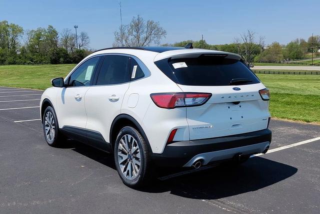 外观更精致搭20l混动系统2021款福特锐际实车亮相