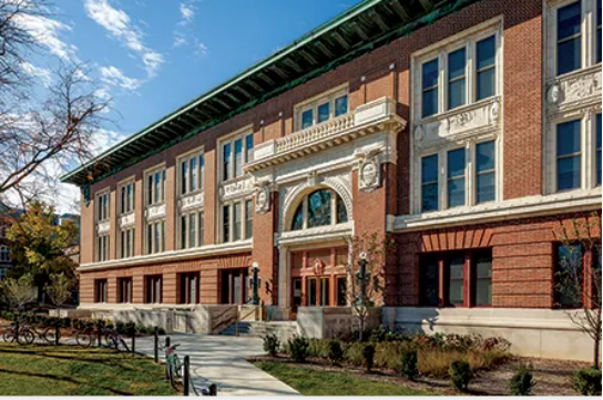 24小时uiuc该怎么形容这个美丽又安逸的地方