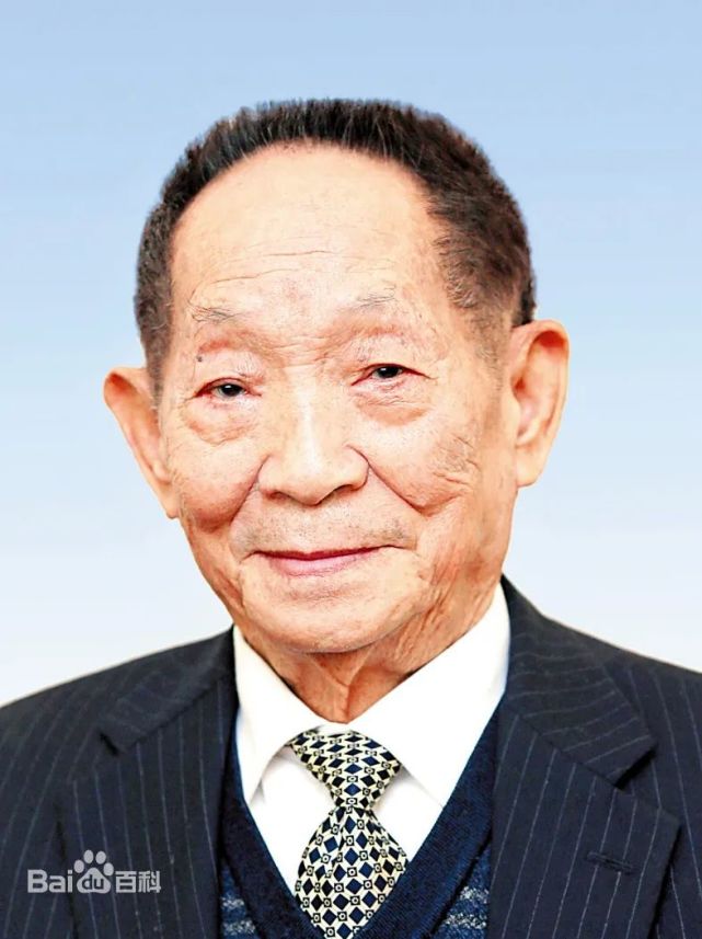 "杂交水稻之父",中国工程院院士,"共和国勋章"获得者袁隆平,5月22日在