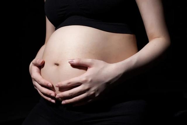 孕妈妈感冒发热也会增加出生缺陷 能吃药吗 腾讯新闻