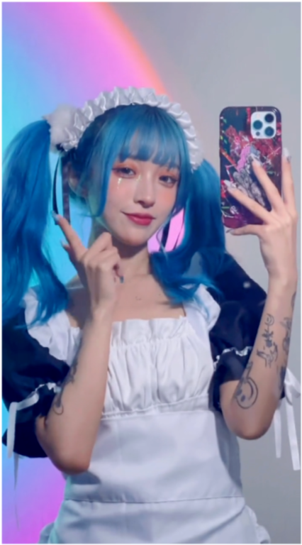 网红机智张拍双马尾弹力摇视频翻车,被质疑打擦边球