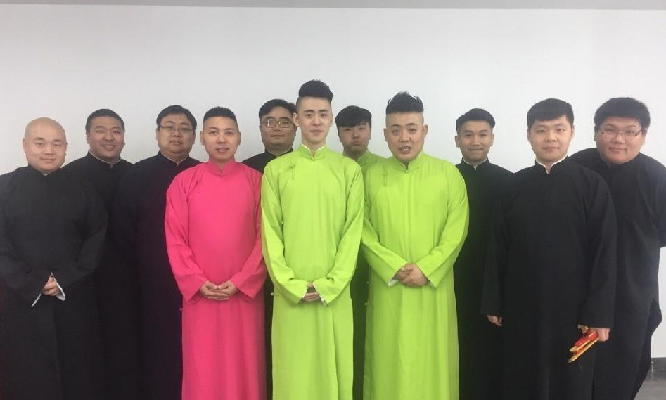 担心老队员受欺负,张云雷空降天津德云社,他的威望不是吹出来的