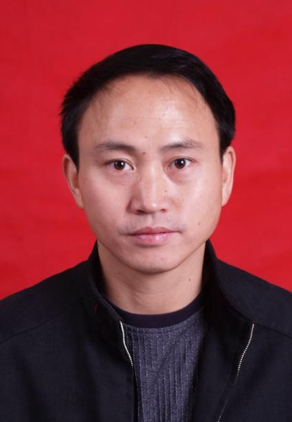 怀抱对苍生的怜悯,决计走出大山,奔向更加壮阔而又险象环生的革命洪流