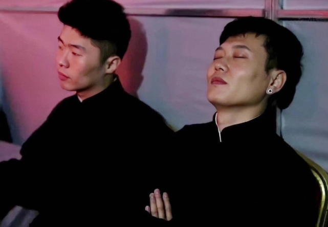 德云爱情故事孟鹤堂发文表白周九良栾云平评论秀恩爱