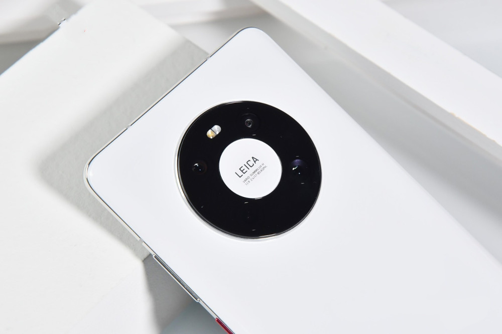 抢购价4999元麒麟9000e5000万40w入手即可首批升级鸿蒙os