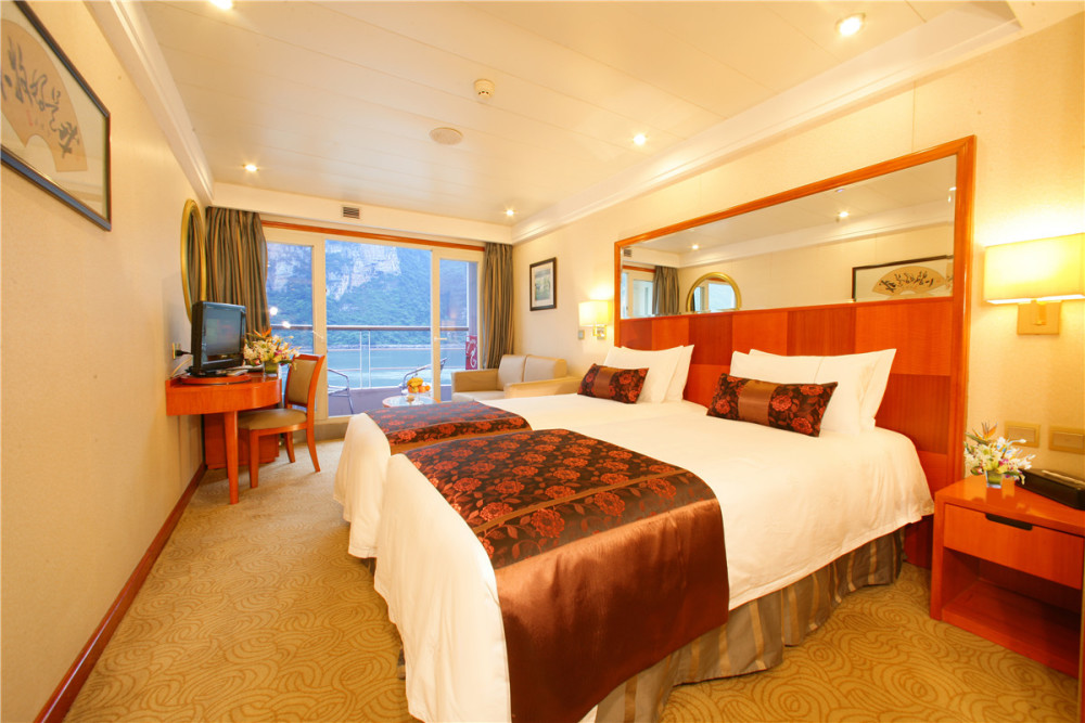 三峡五星豪华游轮与三峡普通游船的区别,第一次游三峡攻略指南