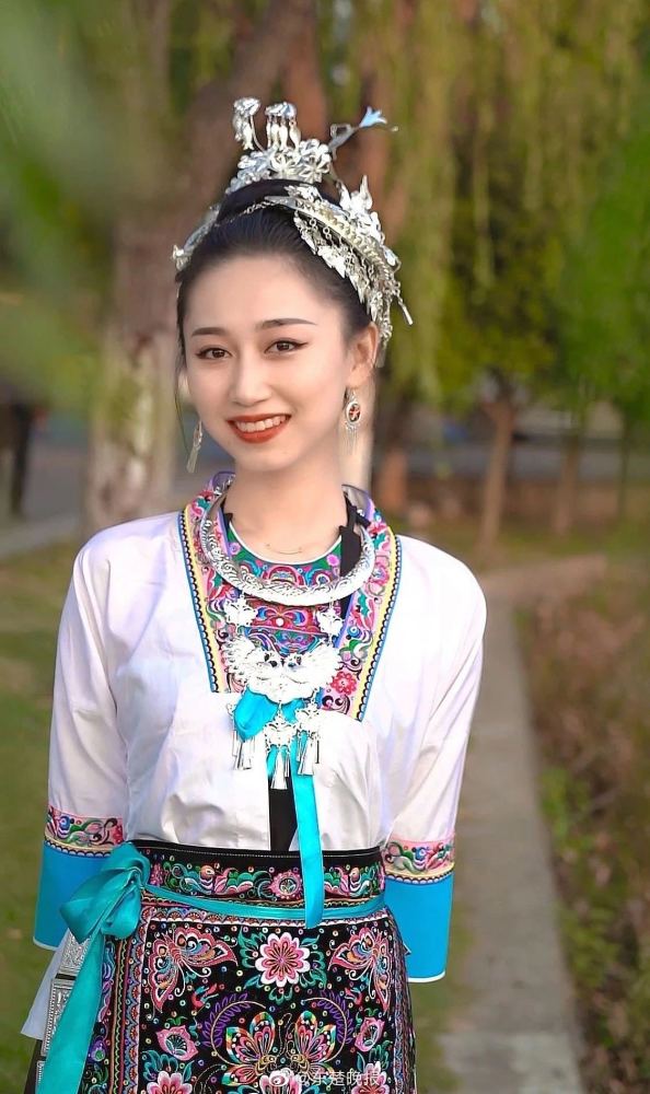 8000多万抖音播放量这个95后阳新女孩登上人民日报了6767