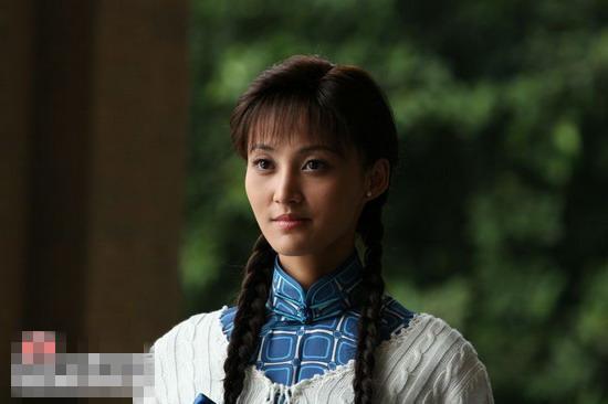 张歆艺能够出演《龙虎人生》中的大家闺秀何雪珍,是因为正当红的