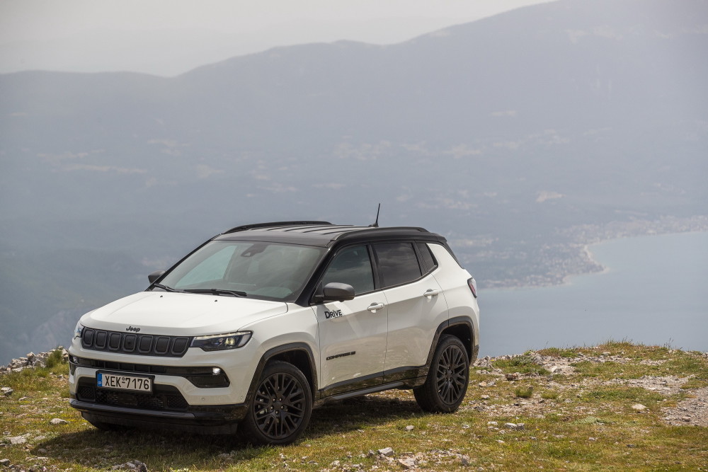 改款吉普指南者jeepcompass16t得到提升的内饰质感