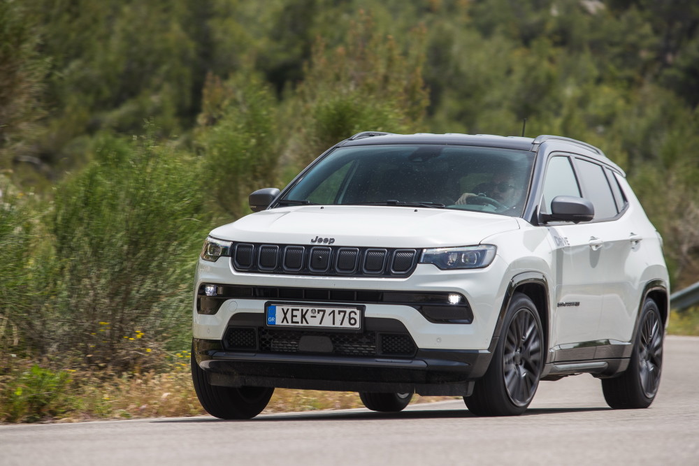 改款吉普指南者jeepcompass16t得到提升的内饰质感