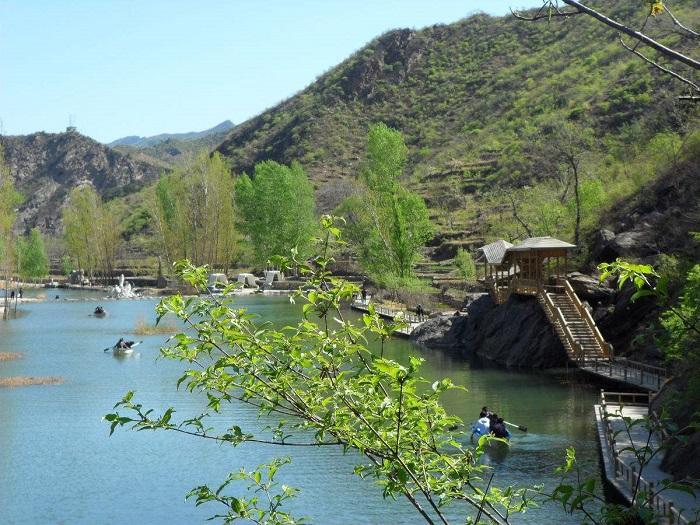 北京周边旅游(北京周边旅游景点推荐自驾游)