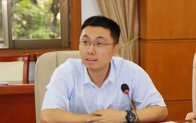 吴泽桐卸任梅州市副市长,梅州6年让人印象深刻