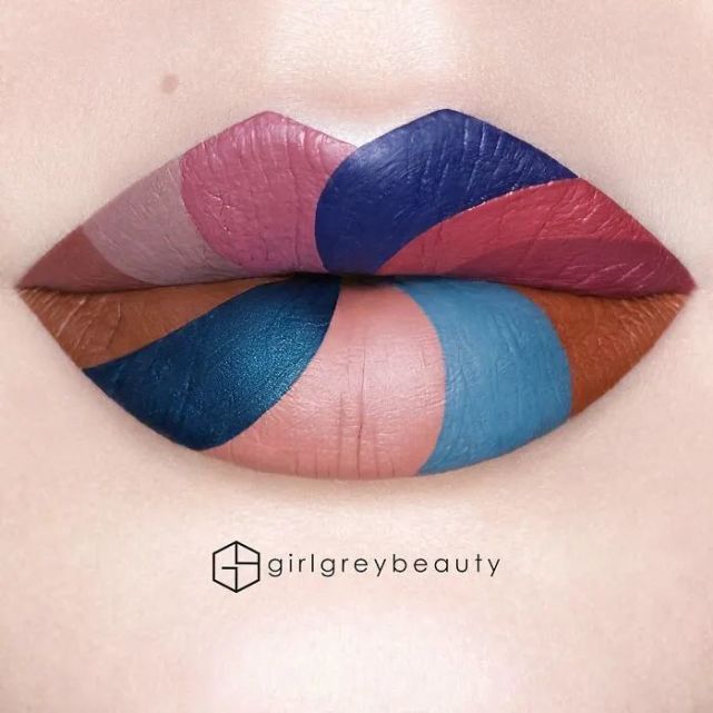 她把嘴唇当画布创作精彩的唇部艺术网友​技术与艺术的结合