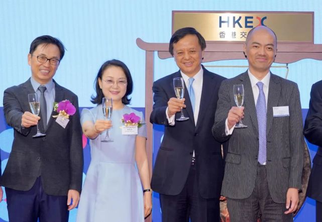 2019年6月14日,翰森制药成功登陆了港股,并且股价首日暴涨49,成为了