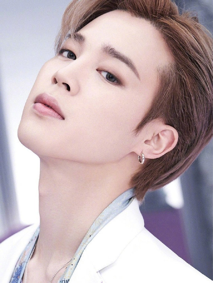 朴智旻的filter连续获得亚马逊2021畅销结算1位