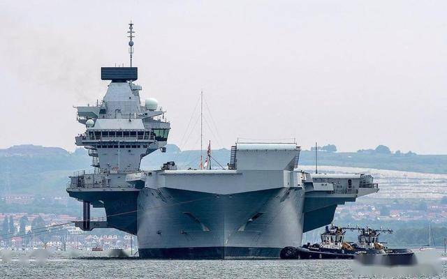 英航母浩浩荡荡赴南沙,五角大楼小心提醒:勿忘16艘军舰包围之耻