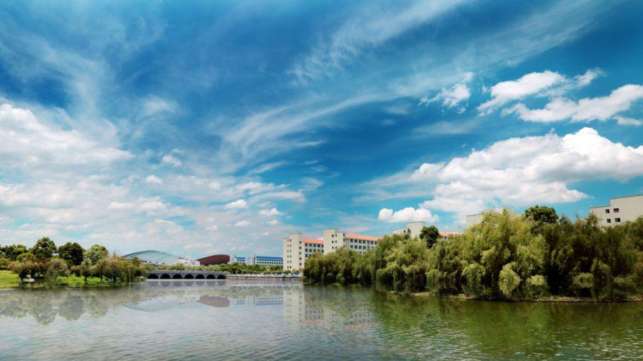 湖南理工学院与衡阳师范学院相比,同是省属一本院校,但差距不小