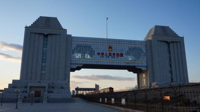 中国这个边境小城，竟然有五个国门，讲述一段120多年的故事_腾讯新闻