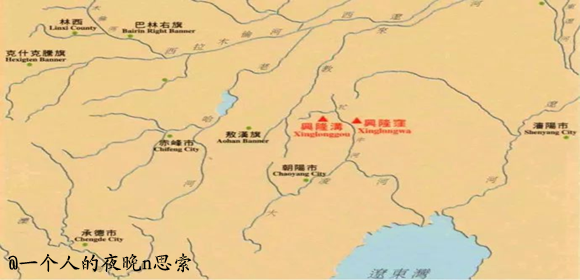 兴隆洼遗址位于赤峰市敖汉旗宝国吐乡兴隆洼村,总面积3.